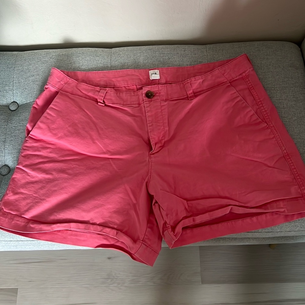 GAP SIZE 14 pink shorts